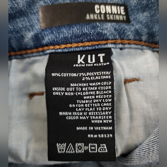Kut from the Kloth Connie Ankle Skinny Step-Hem Jeans Size 6. - Picture 13 of 14